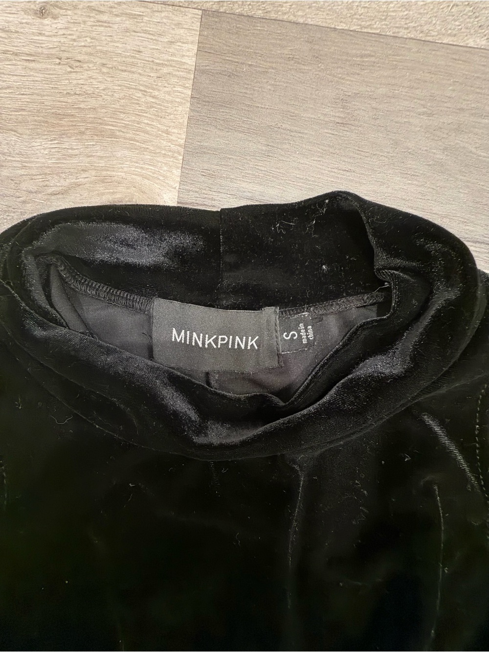 MINKPINK Urban Outfitters Black formal Velvet Sleeveless Maxi Dress size small - Picture 4 of 6